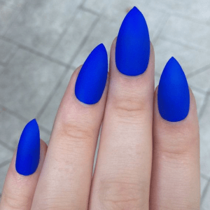 unghie blu elettrico