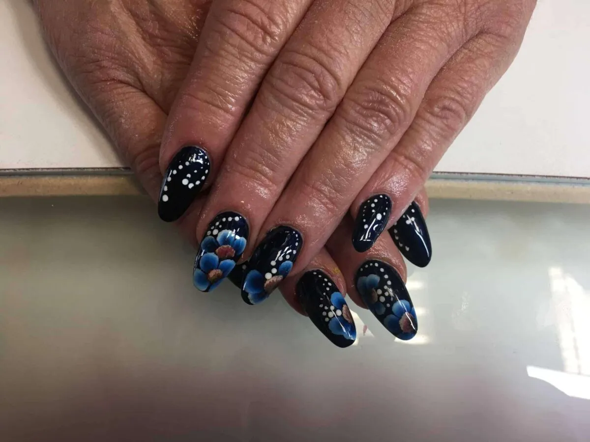 nail art con decorazione