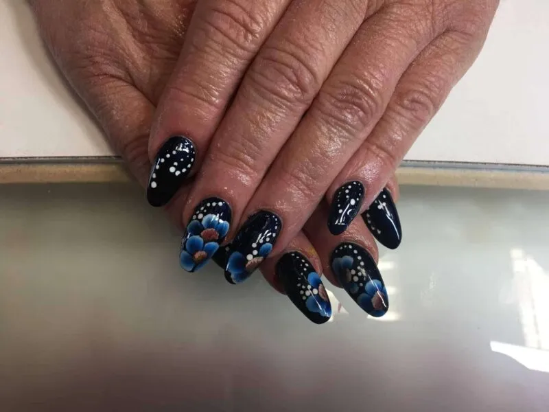 nail art con decorazione