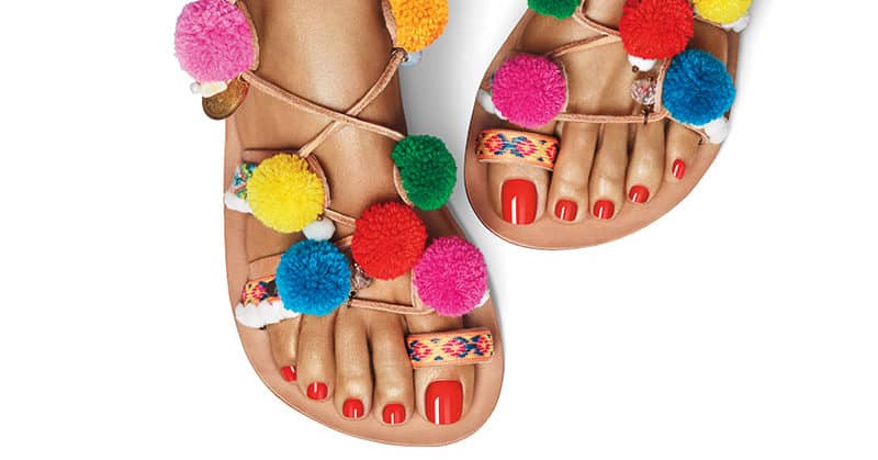 cura dei piedi nail ai piedi