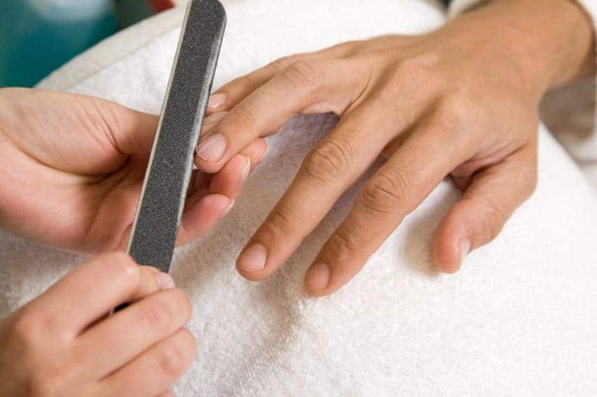 Tecnica di manicure californiana