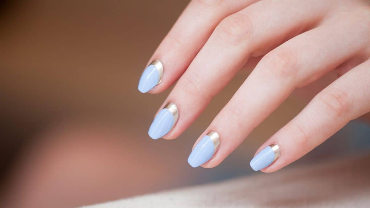 French Reverse Manicure