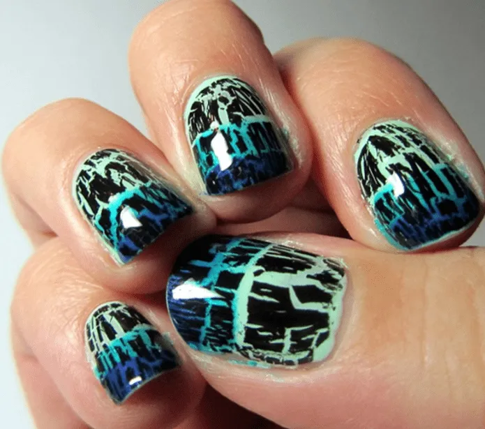 unghie effetto crackle