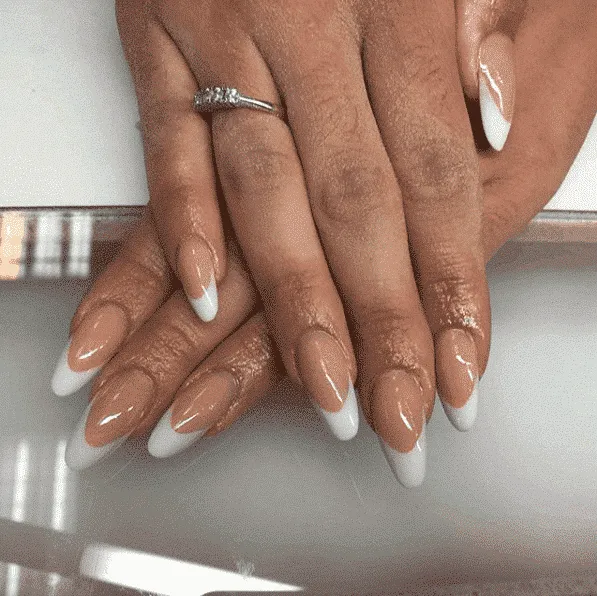 Reverse french manicure